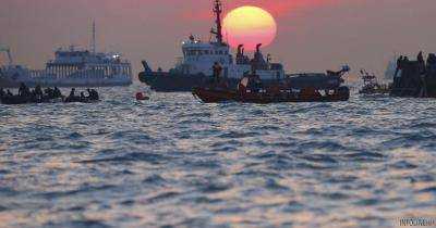 В Южной Корее задержали российское судно "Севастополь"