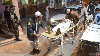 В результате атаки смертника в Афганистане погибло 13 человек