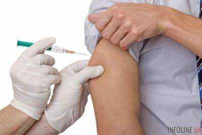 В Украине вакцин от гриппа хватит до середины декабря