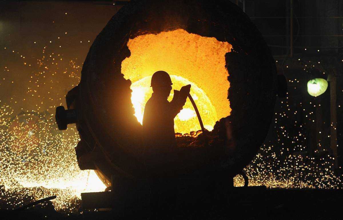 Україна втратила половину потужностей виплавки сталі внаслідок нападу Росії