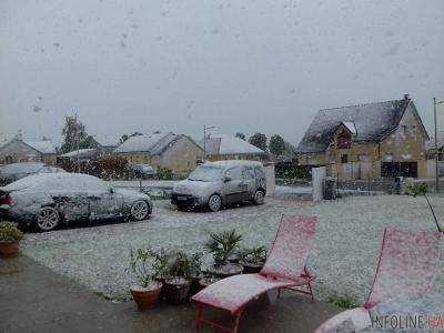 Францию засыпало снегом