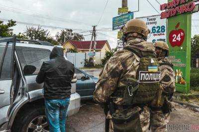 Десять разбитых авто и раненые копы: в Киеве банда домушников "нагрешила" на пожизненное