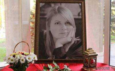Гроб с Екатериной Гандзюк завалили цветами, все плачут: как прощаются с активисткой