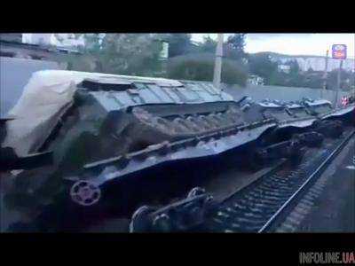 В России военный эшелон с танками сошел с рельсов