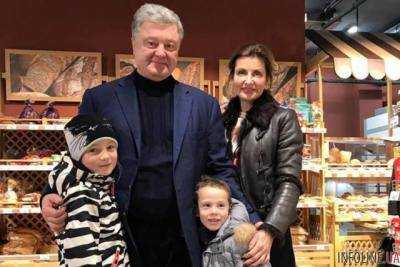 Порошенко з дружиною в супермаркеті Києва викликав ажіотаж: київлянин показав резонансне фото