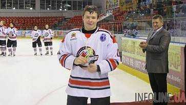 ХК "Донбасс" усилился хоккеистом с юниорского чемпионата США