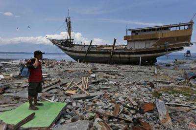Цунами в Индонезии: число погибших выросло до 429 человек
