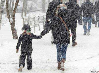 В Киеве продолжит бушевать снежный циклон: как себя вести в условиях непогоды