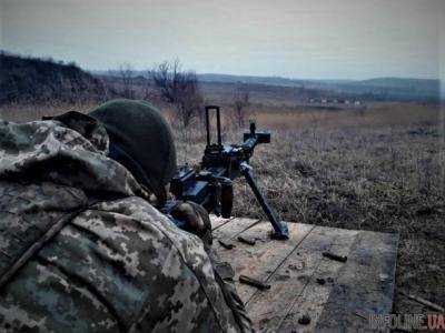 За сутки позиции ВСУ в зоне ООС обстреляли 4 раза