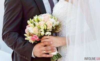 Украинцы смогут жениться повторно без развода: детали инициативы