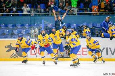 Украинки выиграли второй матч отбора на ЧМ по хоккею