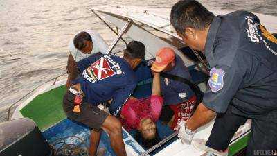 В Таиланде столкнулись катер и баржа, пострадали дети