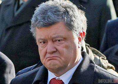 В Харькове мужчина при всех послал Порошенко