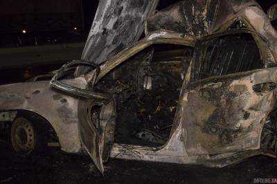 В Киеве из-за ДТП загорелось авто - один человек погиб