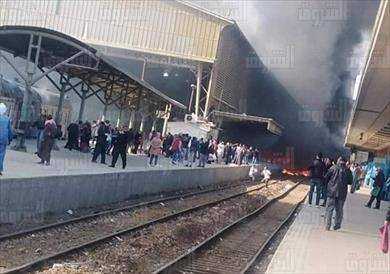 Пожар произошел на центральном вокзале Каира, 24 погибших