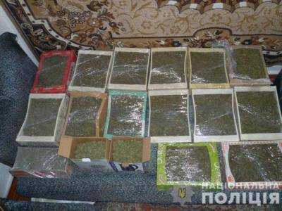 У местного жителя Торецкая обнаружили марихуаны на миллион гривен