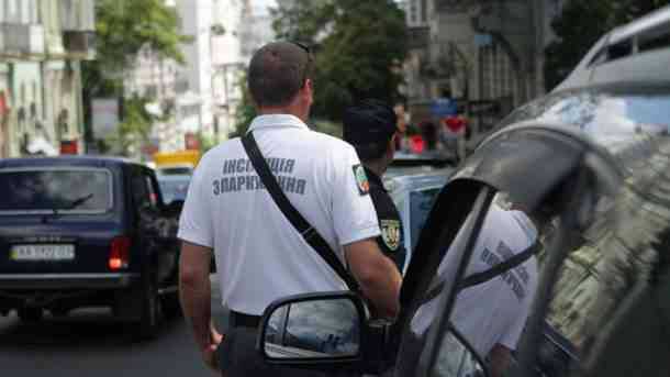 Парковка в Киеве: уже на днях будут штрафовать без полиции