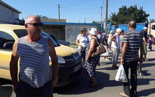 В Одесской области перекрыли дорогу из-за подорожания проезда.