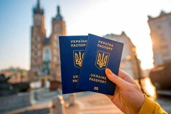 Украина получила безвиз с еще одной далекой страной