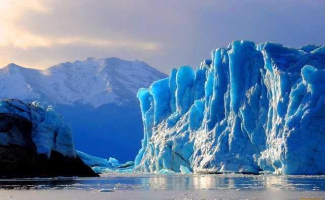 Обнаружино загадочное строение под ледниками в Антарктиде