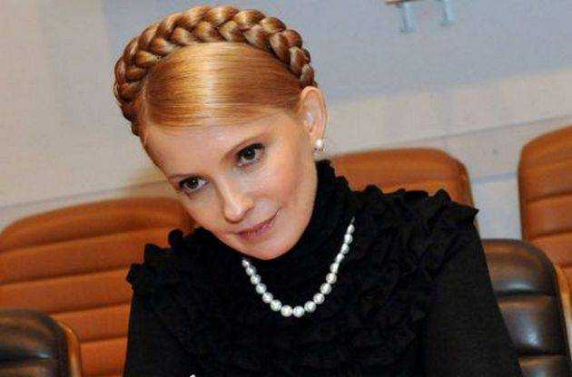 Тимошенко вернулась к  "боевому раскрасу": зря Зеленский поссорился с вечной оппозиционеркой