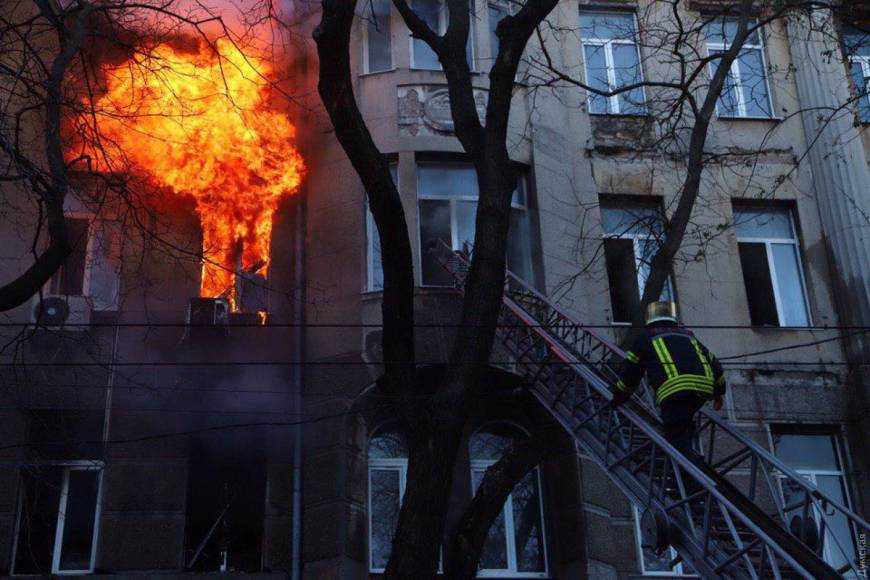 Пожар в колледже Одессы: погибла преподаватель