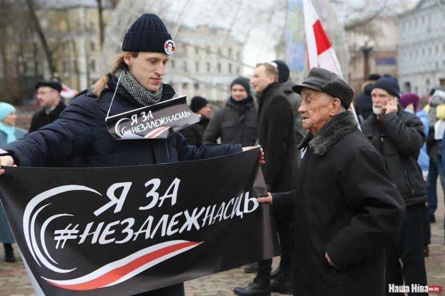 Беларусь охватили новые протесты: люди против союза с Россией
