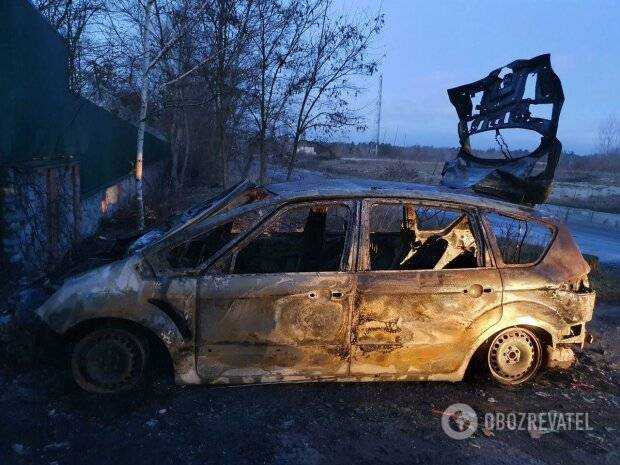 Под Киевом  неизвестные сожгли дотла авто президента