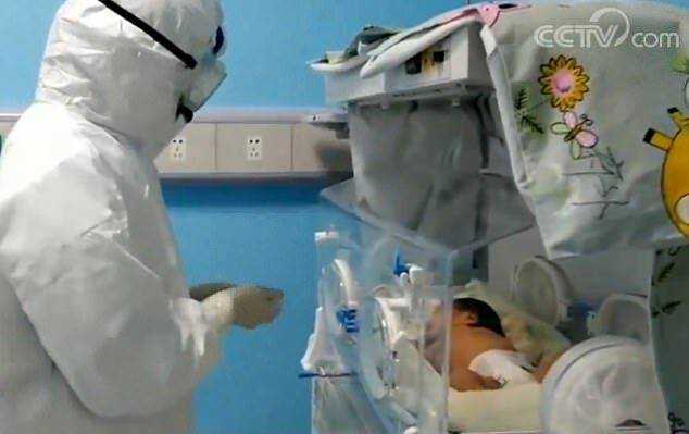 Уханьский вирус без лекарств переборола новорожденная из Китая