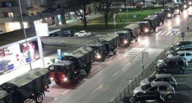 Италия не знает, что делать с коронавирусом: гробы вывозят военными грузовиками