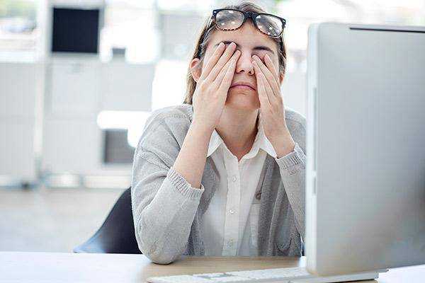 Медики назвали 9 симптомов хронической усталости