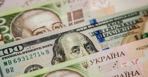 НБУ больно ударил по курсу валют: к чему готовиться украинцам