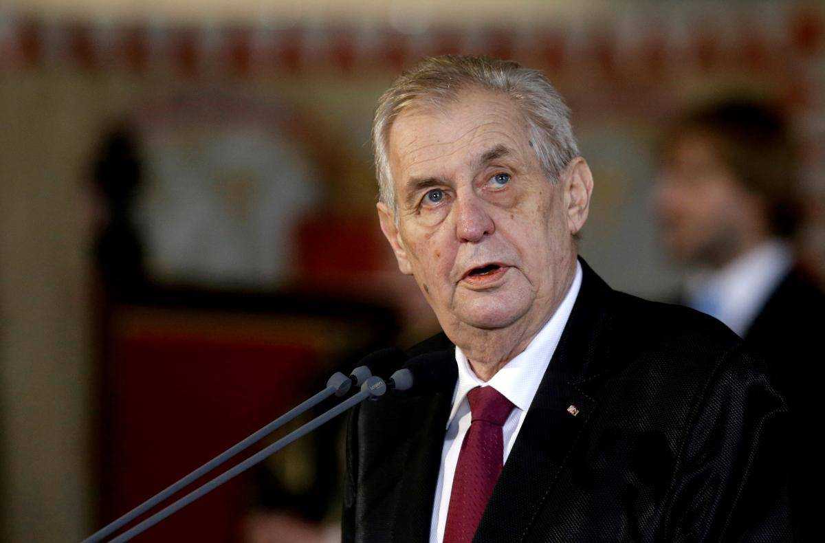 Президент Чехії виступив проти відправки військ НАТО до України: Кулеба відповів