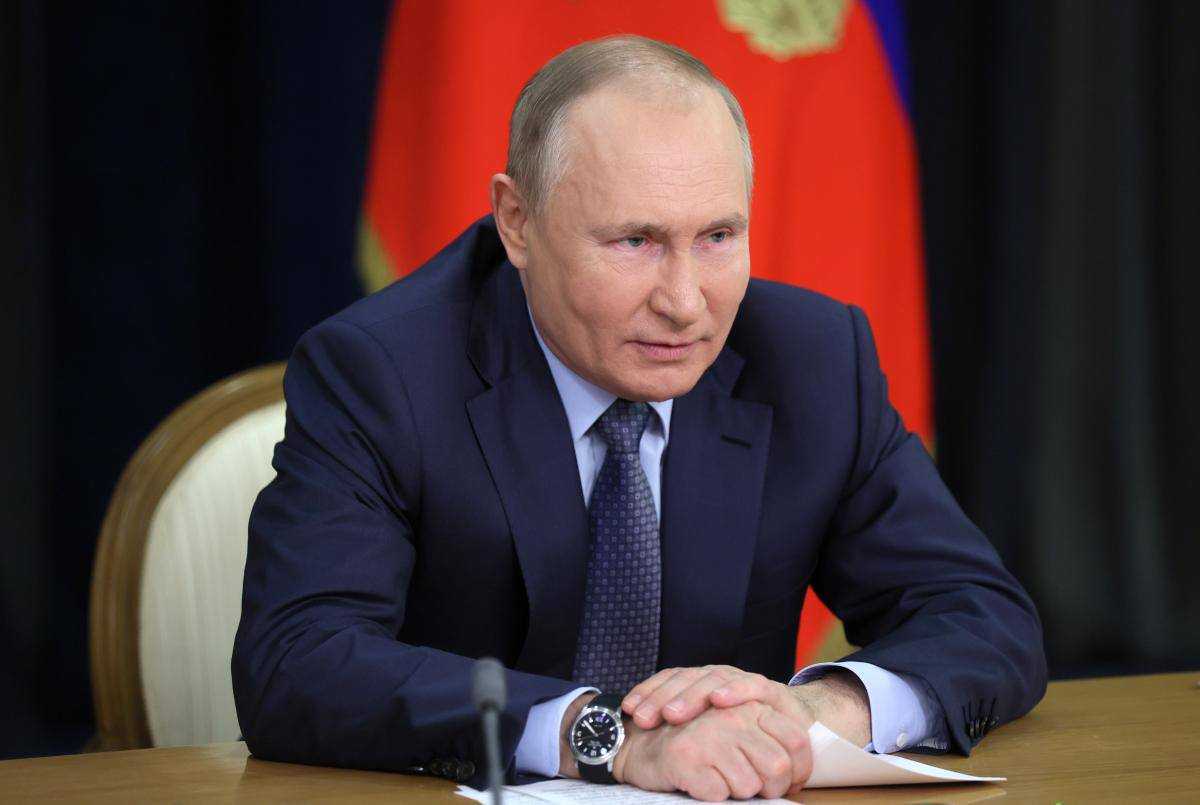 У Кремлі розповіли свою версію розмови Путіна і Байдена