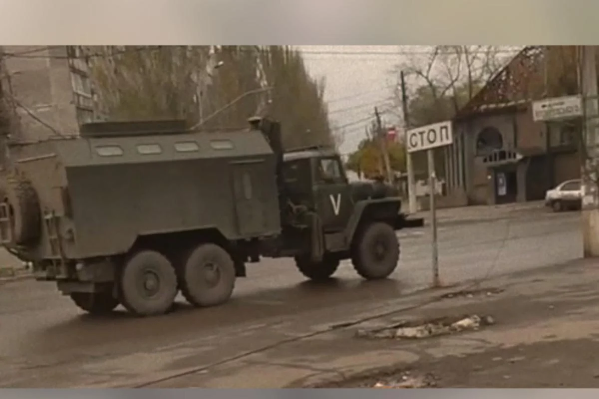 В Мариуполе несколько десятков тысяч россиян готовят оборонные линии