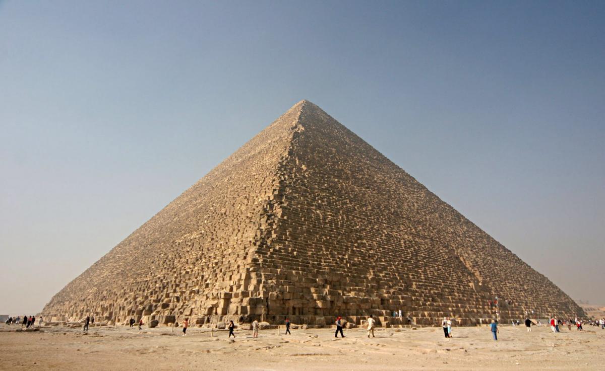 В пирамиде Хеопса нашли тайный коридор