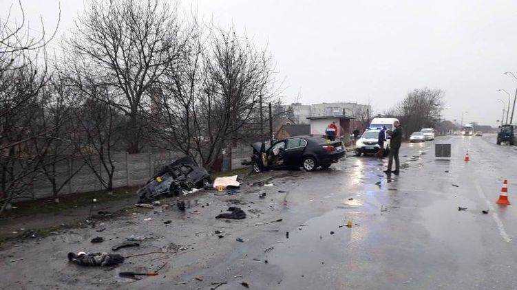 Жуткое ДТП:BMW протаранил такси с пассажирами, среди четверых погибших годовалая девочка - гражданка Италии