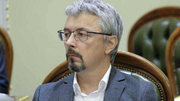 В "Слуге народа" анонсировали пересмотр закона о тотальной украинизации