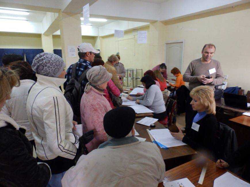 Донбасс сделал выбор: на избирательных участках зафиксирован небывалый ажиотаж