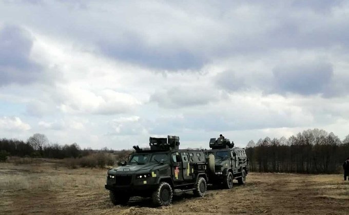 Военные провели тест-драйв "Козак-2" в Житомирской области