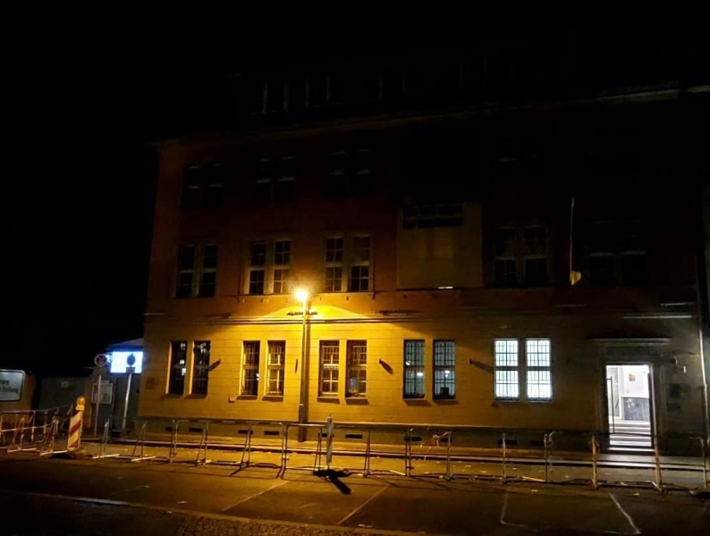 Увімкнуть після перемоги: Посольство України у Німеччині вимкнуло вечірнє освітлення2