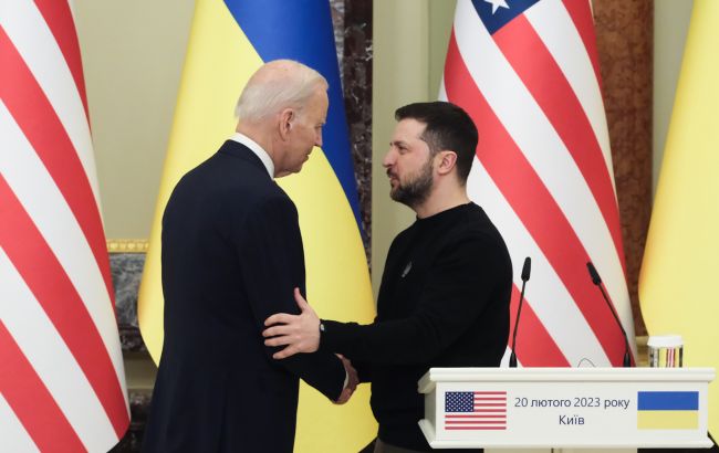 Поездку Байдена в Украину держали в секрете сутки, - CNN