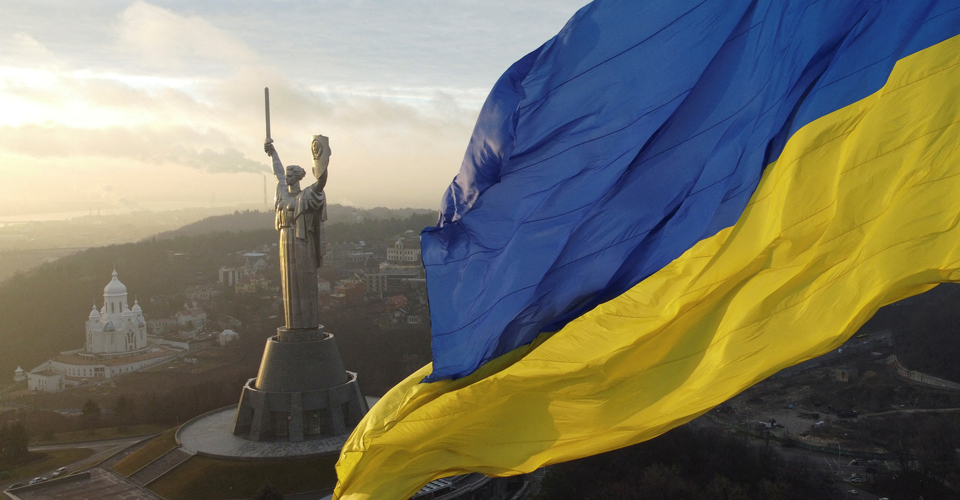 Ніч у регіонах: у Баришівці влучили в будинки, у Рубіжному горить будинок для літніх людей