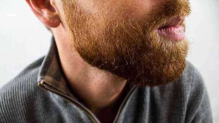 Мужчинам с бородой  лучше ее сбрить во время пандемии коронавируса