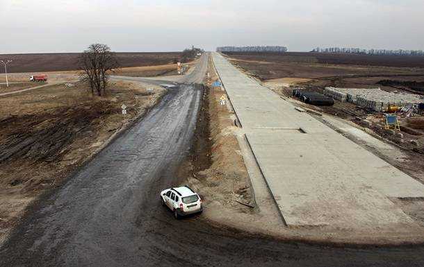 В Кабмине объявили эру бетонных дорог в Украине