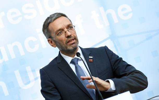 В Австрии все министры от Австрийской партии свободы подали в отставку