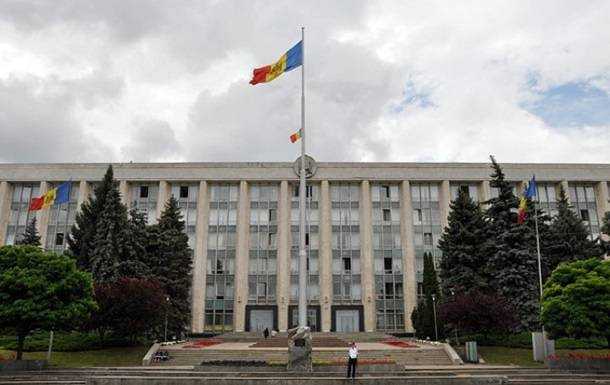 Молдова запросила у Украины информацию о сбежавших политиках
