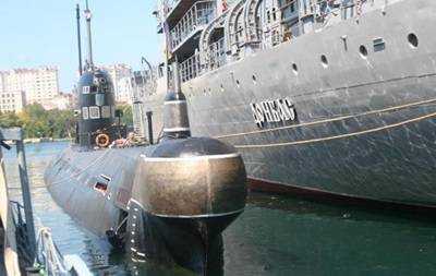 Россия утилизирует украинскую подводную лодку - СМИ
