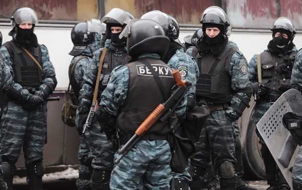 Суд оправдал экс-беркутовца Хандрыкина