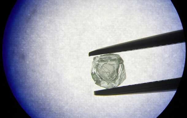 В Якутии найден алмаз-"матрешка"